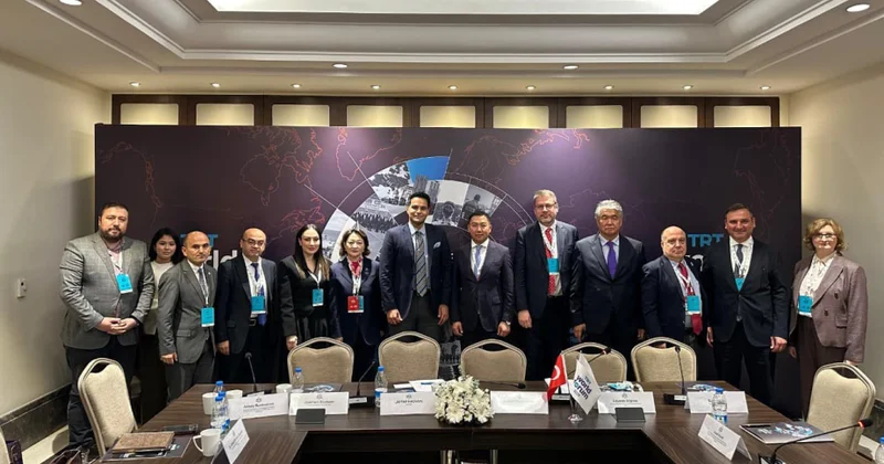 Türk Mədəniyyəti və İrsi Fondunun prezidenti “TRT World Forum 2025”də iştirak edib