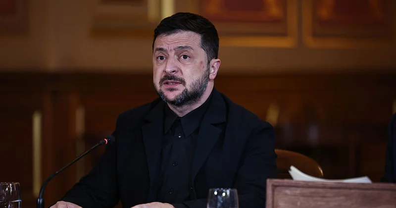 Zelenski Yunanıstana səfər edib: Patriot sistemləri və Mirage qırıcıları istəyəcək