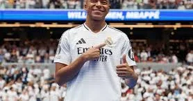 Kylian Mbappe zədələndi