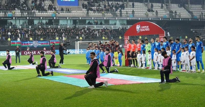 Azərbaycan İslandiya: Təbilli azarkeşlər, ümid və növbəti məğlubiyyət in REPORTAJI