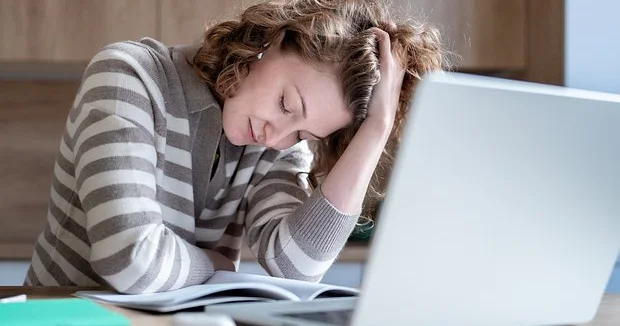 Gündə 6 saatdan az yatırsınız? nəticəsi sizi təəccübləndirəcək