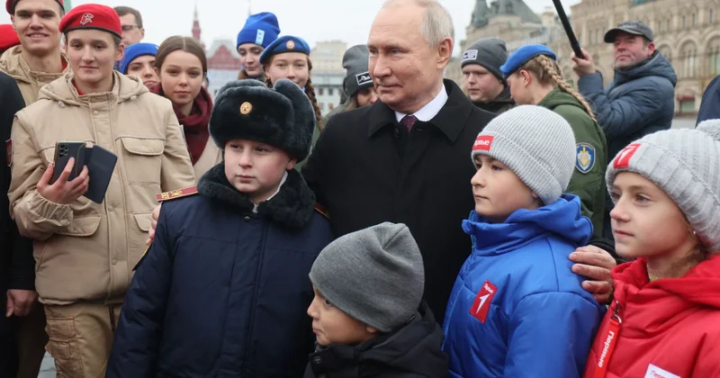 “Putinin mümkün sevgililəri arasında azyaşlı ola bilərdi“ “Проект“ nəşri