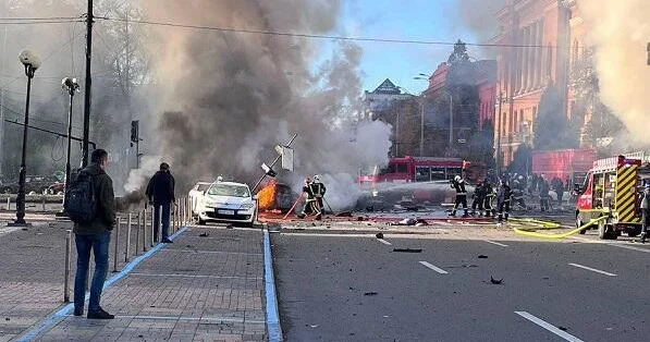 Kiyevə raket hücumu: 1 ölü, 24 yaralı Video