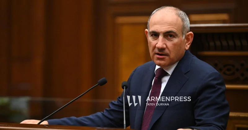 Paşinyan: Lideriniz donuz əti yemir?