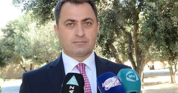 Nizami rayonunda sürətlə artan qanunsuz tiklilər və ya icra başçısının istehza doğuran qərarı...