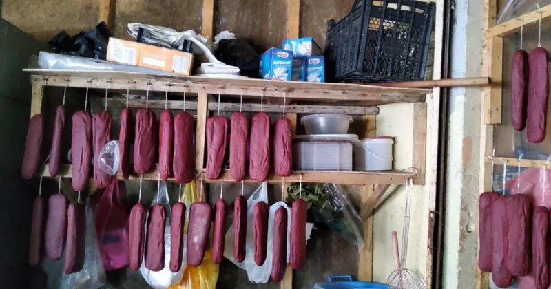 Bazarda satışa çıxarılan dana əti basdırmasında at DNT si aşkarlandı