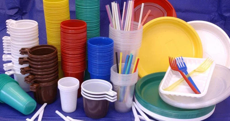 Gürcüstanda plastik qab qacaq qadağan edilir