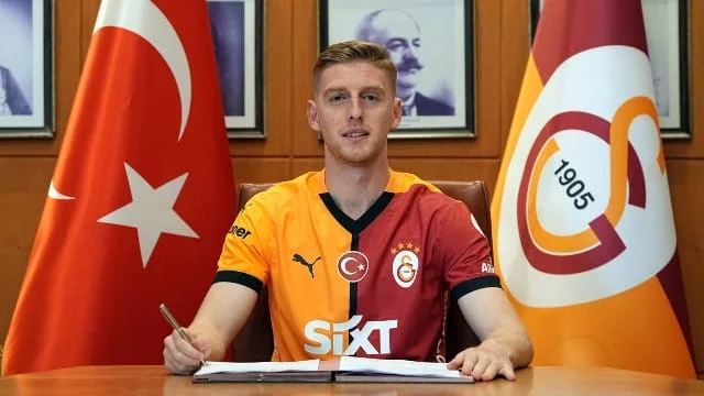 Qalatasaray öz yetirməsi ilə müqaviləni yenilədi