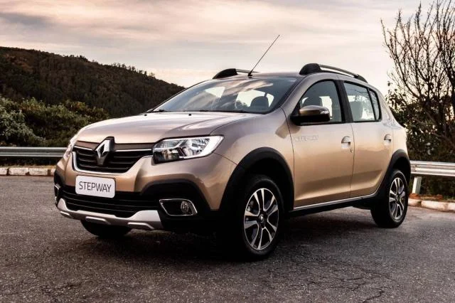 Rusiyada avtomobillər arasında Renault Duster liderlik edir