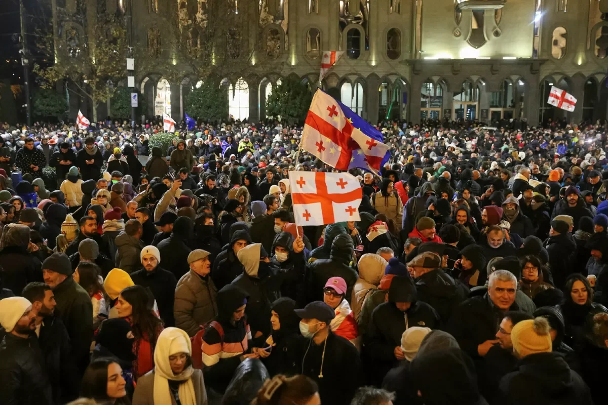 У парламента Грузии завершилась очередная акция протеста