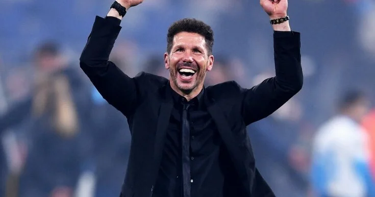 Simeone ikinci sıraya yüksəldi: Əfsanəni ötə biləcək?