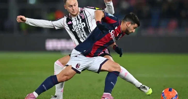 Ювентус в большинстве победил Болонью в 15 м туре Серии А