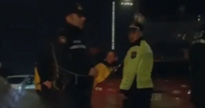 Saray körpüsündə minik avtomobili ilə sərnişin avtobusu toqquşdu VİDEO