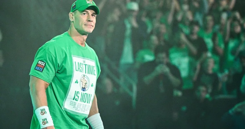 Məşhur amerikalı güləşçi peşəkar karyerasını başa vurub