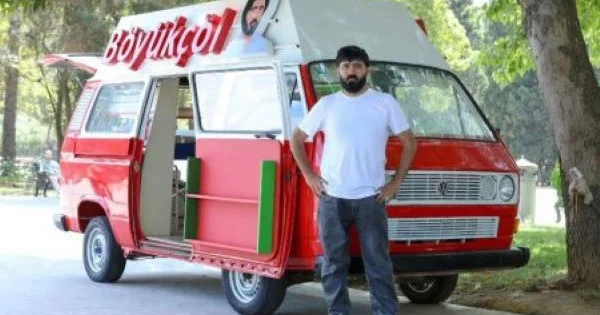 Allahın Bəhram Bağırzadəsindən 9500 manatlıq kitab alıblar Kəramət Böyükçöl nazirlklə sövdələşməsindən yazdı