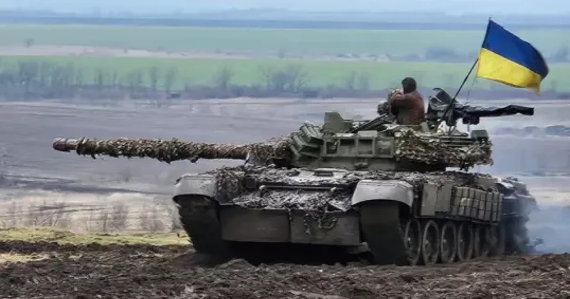 Запутанная ситуация в Украине чешский политолог Ондра Соукуп комментирует для