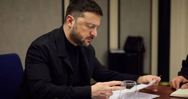 Zelenski sülh üçün Almaniyaya getdi