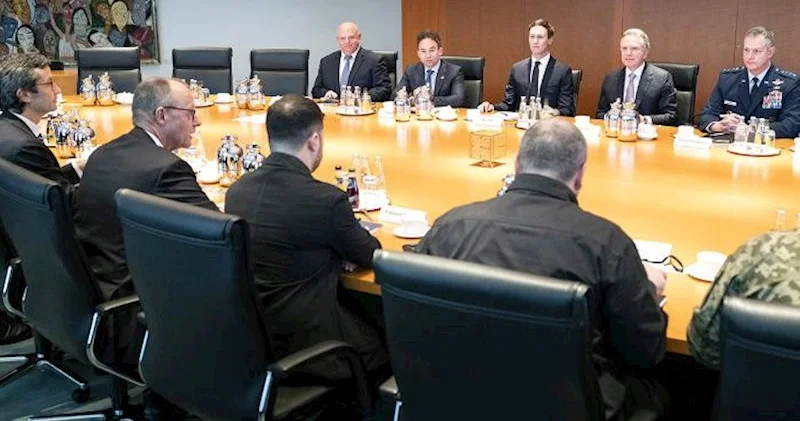 Zelenskinin Berlində Trampın kürəkəni ilə görüşə başlayıb