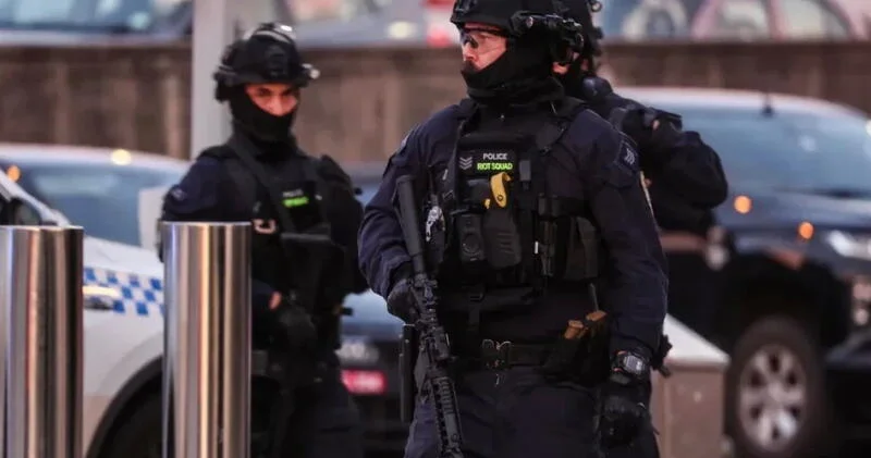 Sidneydə çimərlikdəki atışma ilə bağlı 3 cü şübhəli də SAXLANILDI