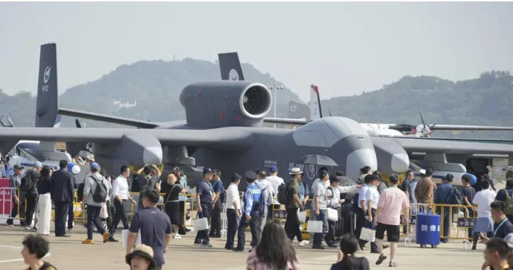 Çin dünyanın ən böyük PUA sını nümayiş etdirib