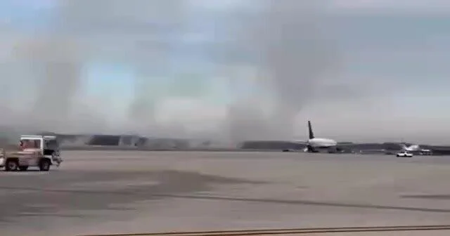 В США у Boeing 777 во время взлета отказал двигатель ВИДЕО