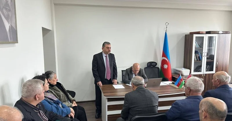 Pənah Hüseyn İSTEFA VERDİ: AXP yə yeni rəhbər seçildi FOTO