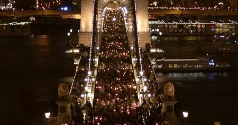 Венгры вышли на протесты