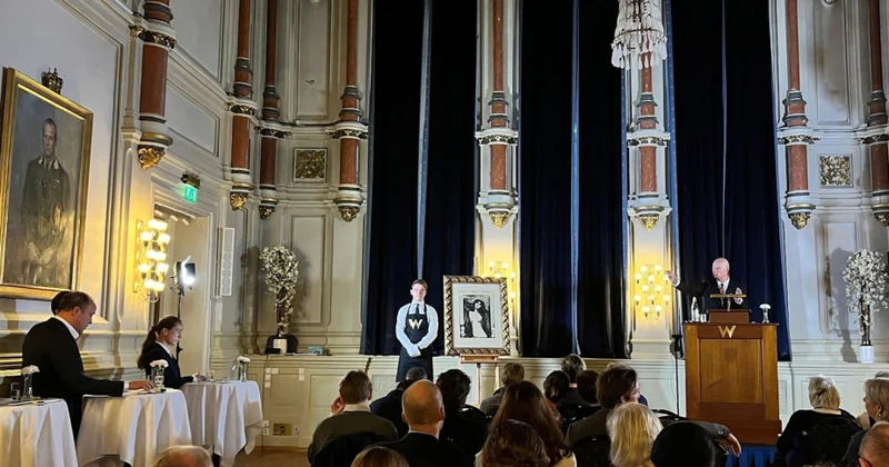 Rəssamın əsəri rekord qiymətə satılıdı