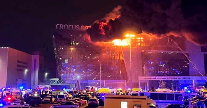 Crocus terrorçusu kobud şəkildə saxlanılmasından şikayətləndi