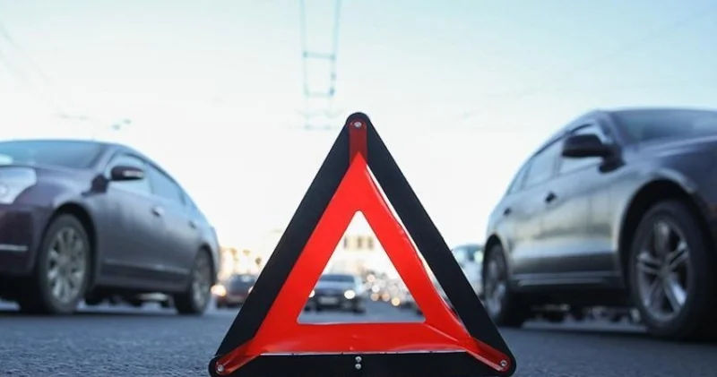 Qobustanda yolların buz bağlaması səbəbindən zəncirvari qəza baş verib