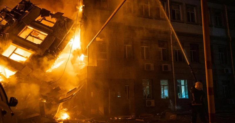 Odessa vilayəti gecə yenidən hücuma məruz qaldı VİDEO