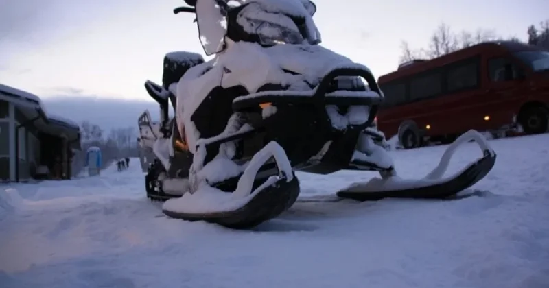 Rusiyada xizəklə gəzintiyə çıxan on üç nəfər dağda yoxa çıxıb