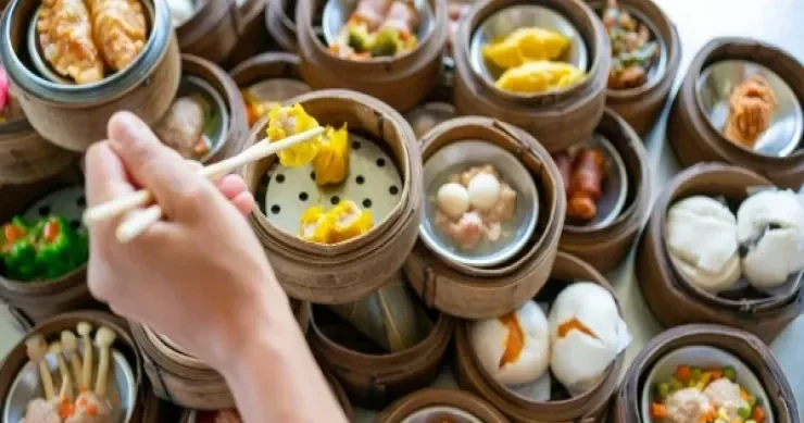 Kişi arvadını həddindən artıq yediyinə görə məhkəməyə verdi