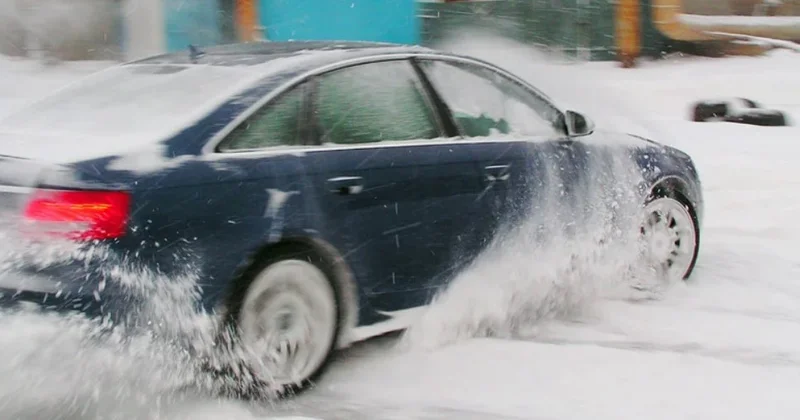 Гололедица привела к массовому ДТП в Гобустане Minval Politika