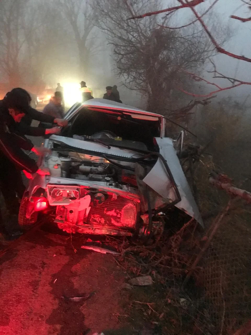 Goranboyda “Shacman” minik maşını ilə toqquşdu Foto