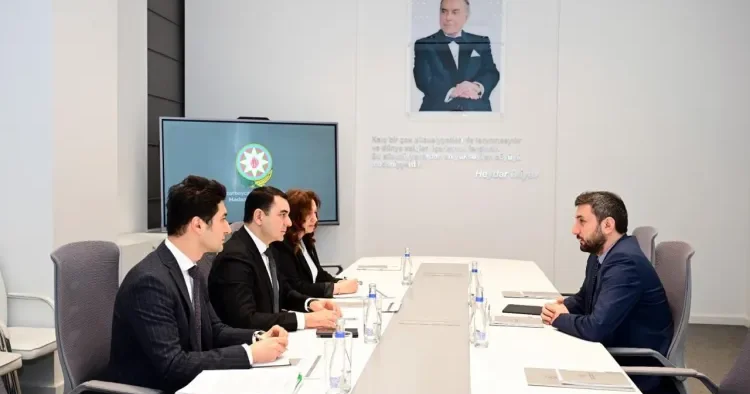 Mədəniyyət Nazirliyində “Yüksəliş” müsabiqəsinin qalibi ilə görüş