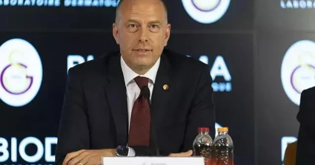 Qalatasaray rəsmisindən gözlənilməz davranış Ayıbdır