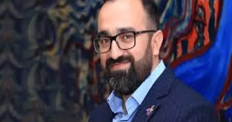 “Kitab qiymətlərinin baha olması oxucuları narazı salır” Şöhlət İxtiyaroğlu