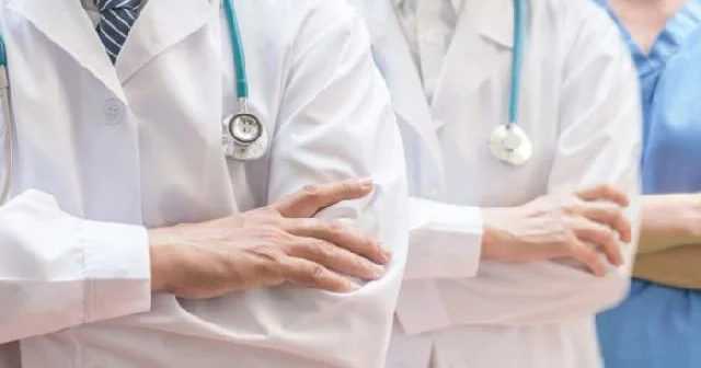 Həm həkim çatışmır, həm də işdən çıxarırlar NİYƏ?