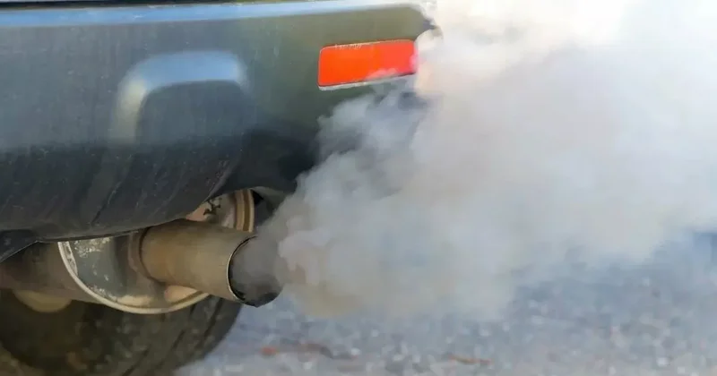 Трагедия в Физули: дядя и племянник погибли в заведенном авто