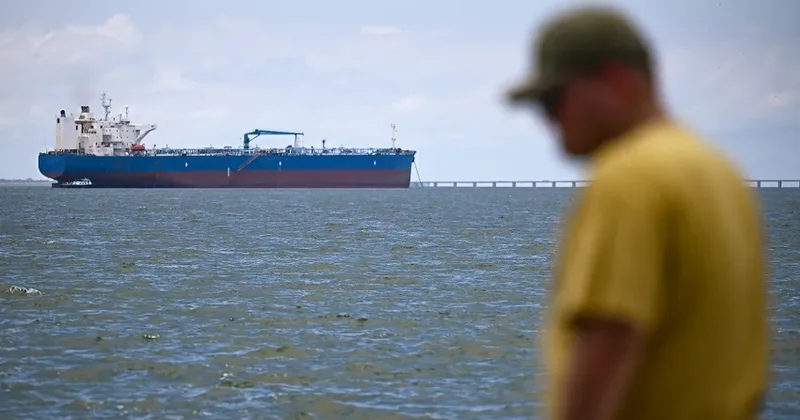 СМИ сообщили о задержании США нового судна с венесуэльской нефтью