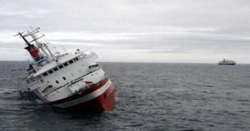 İranın yük gəmisi Xəzər dənizində qəzaya uğradı 14 nəfər…