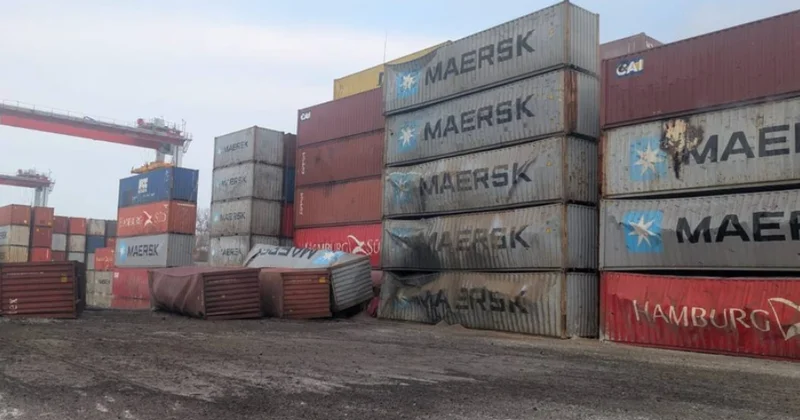 Rusiya Ukraynanın “Çernomorsk“ limanına hücum edib: gəmi zədələnib, ekipaj üzvü yaralanıb