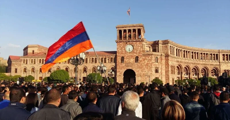 Erməniləri qəzəbləndirən ELAN: İrəvan təslim oldu, yeni ordu göndərilir