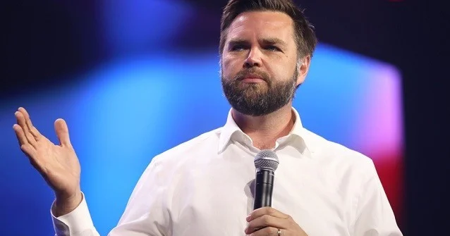 Вэнс нас ненавидит : Европа в страхе от участия вице президента США в переговорах по Гренландии