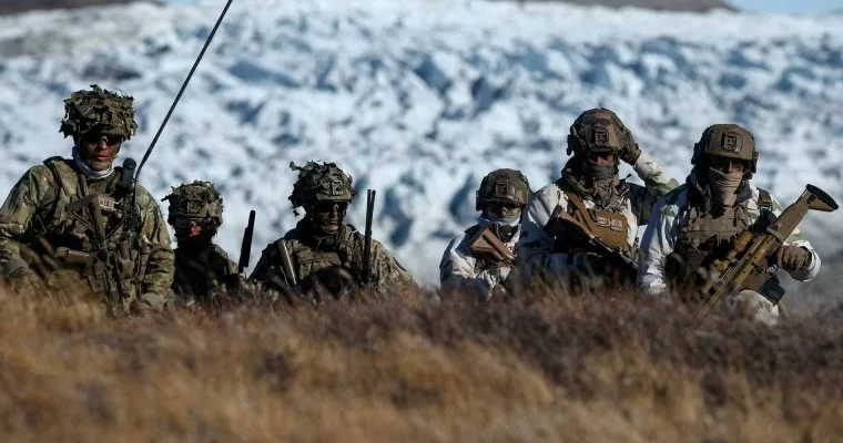 Fransa və Almaniya Qrenlandiyaya hərbçilər yerləşdirir Təlim, yoxsa?