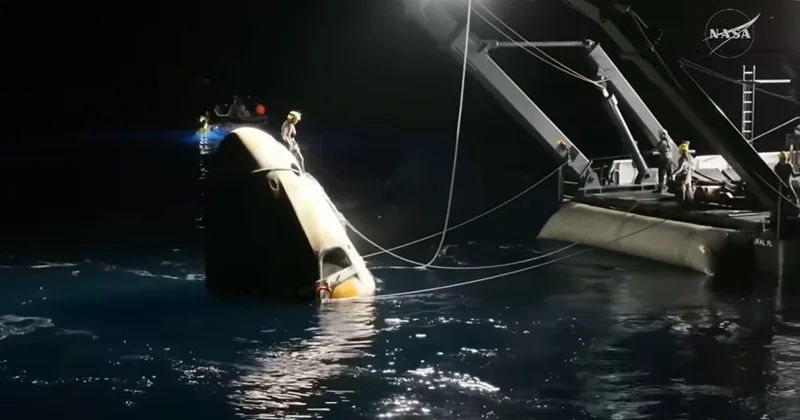 Kosmos tarixində İLK tibbi təxliyə FOTO