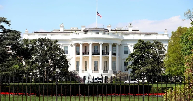 Белый дом: Трамп сохраняет все варианты действий по Ирану