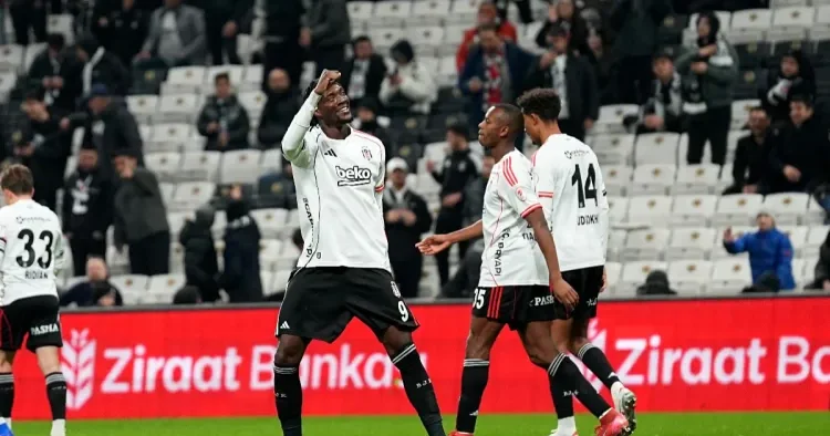 Beşiktaş darmadağınla qalib GƏLDİ