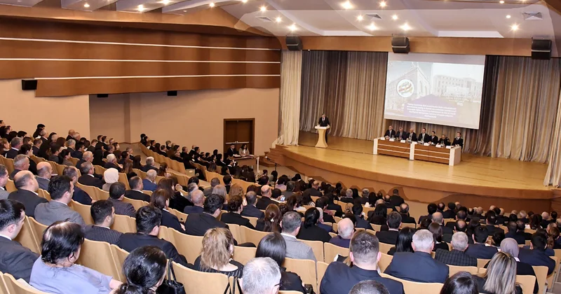 Ağdaşda hesabat yığıncağı keçirildi Fotolar